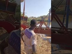 آلة تجريف الذهب